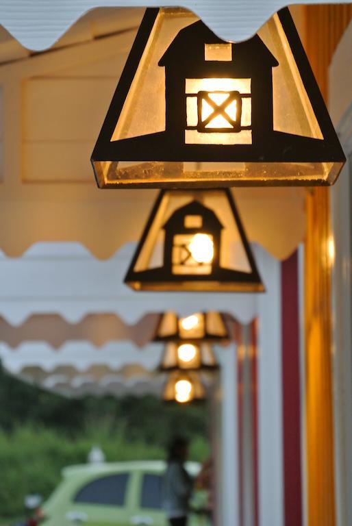 Color Ville Hotel Sha Certified Sakon Nakhon Luaran gambar