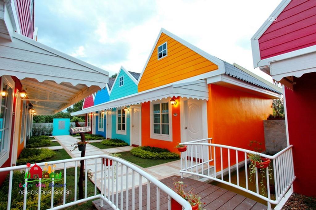 Color Ville Hotel Sha Certified Sakon Nakhon Luaran gambar