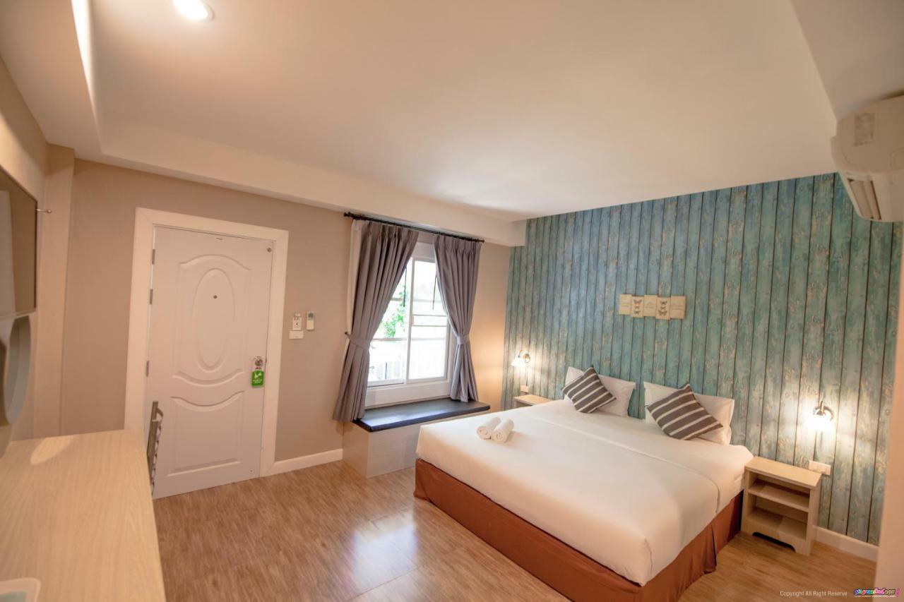 Color Ville Hotel Sha Certified Sakon Nakhon Luaran gambar
