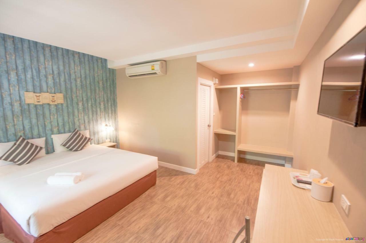Color Ville Hotel Sha Certified Sakon Nakhon Luaran gambar
