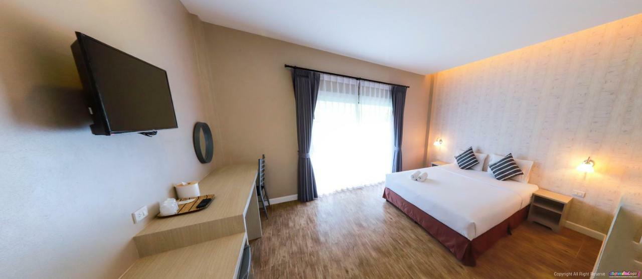 Color Ville Hotel Sha Certified Sakon Nakhon Luaran gambar
