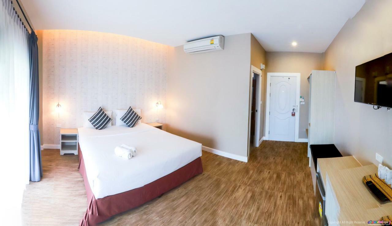 Color Ville Hotel Sha Certified Sakon Nakhon Luaran gambar
